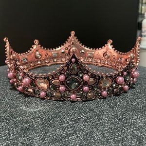 Full circle crown / tiara